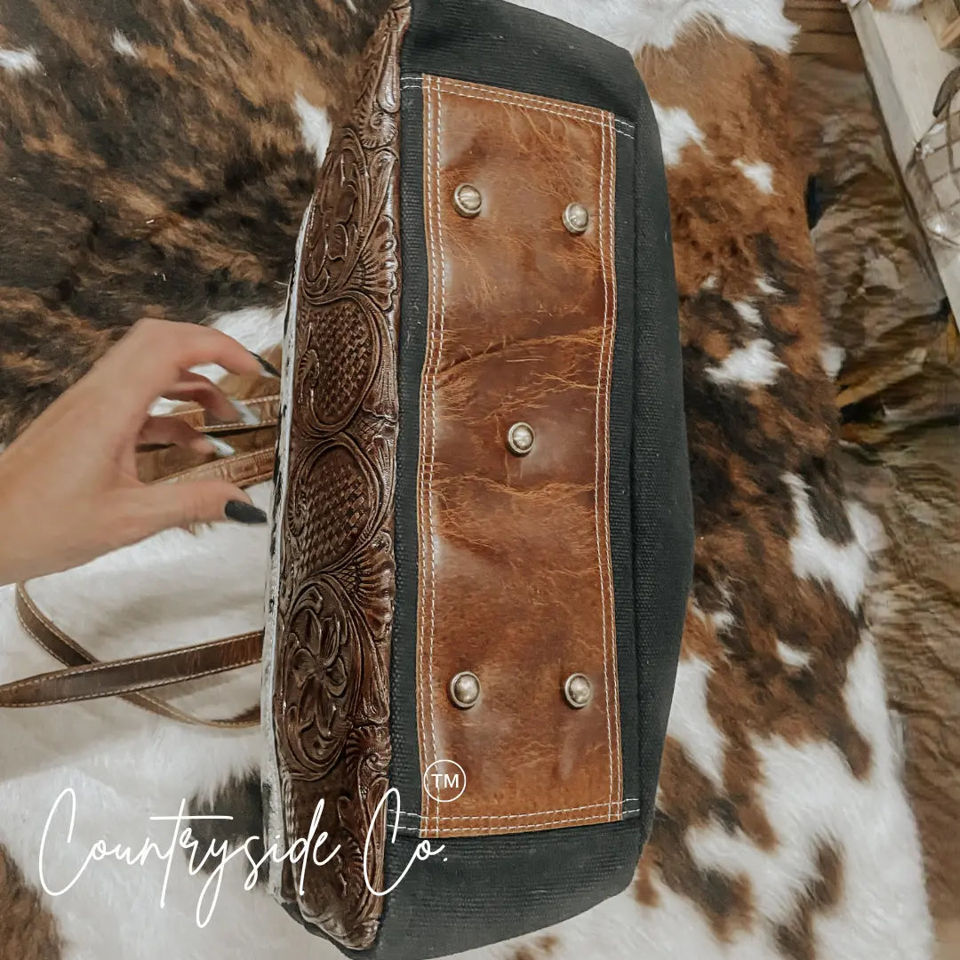 Darby Cowhide Carry All Overnight Bag Countryside Co.